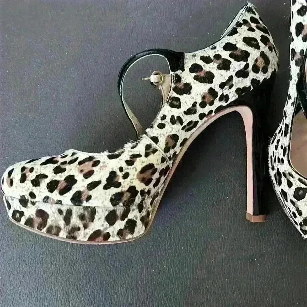 Joan & David platform pumps 5 inch heels . - Picture 2 of 8